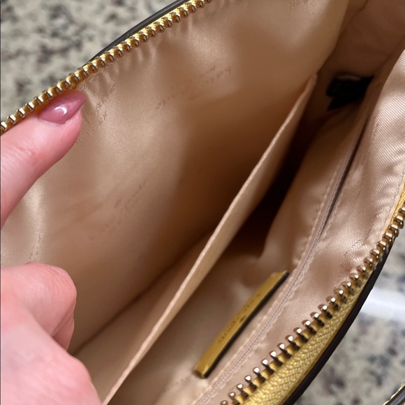 Kate Spade Sadie North South Crossbody Bag EUC - Picture 13 of 14